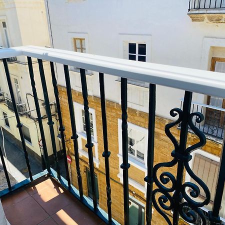 Atico Cadiz Centro Apartment ภายนอก รูปภาพ
