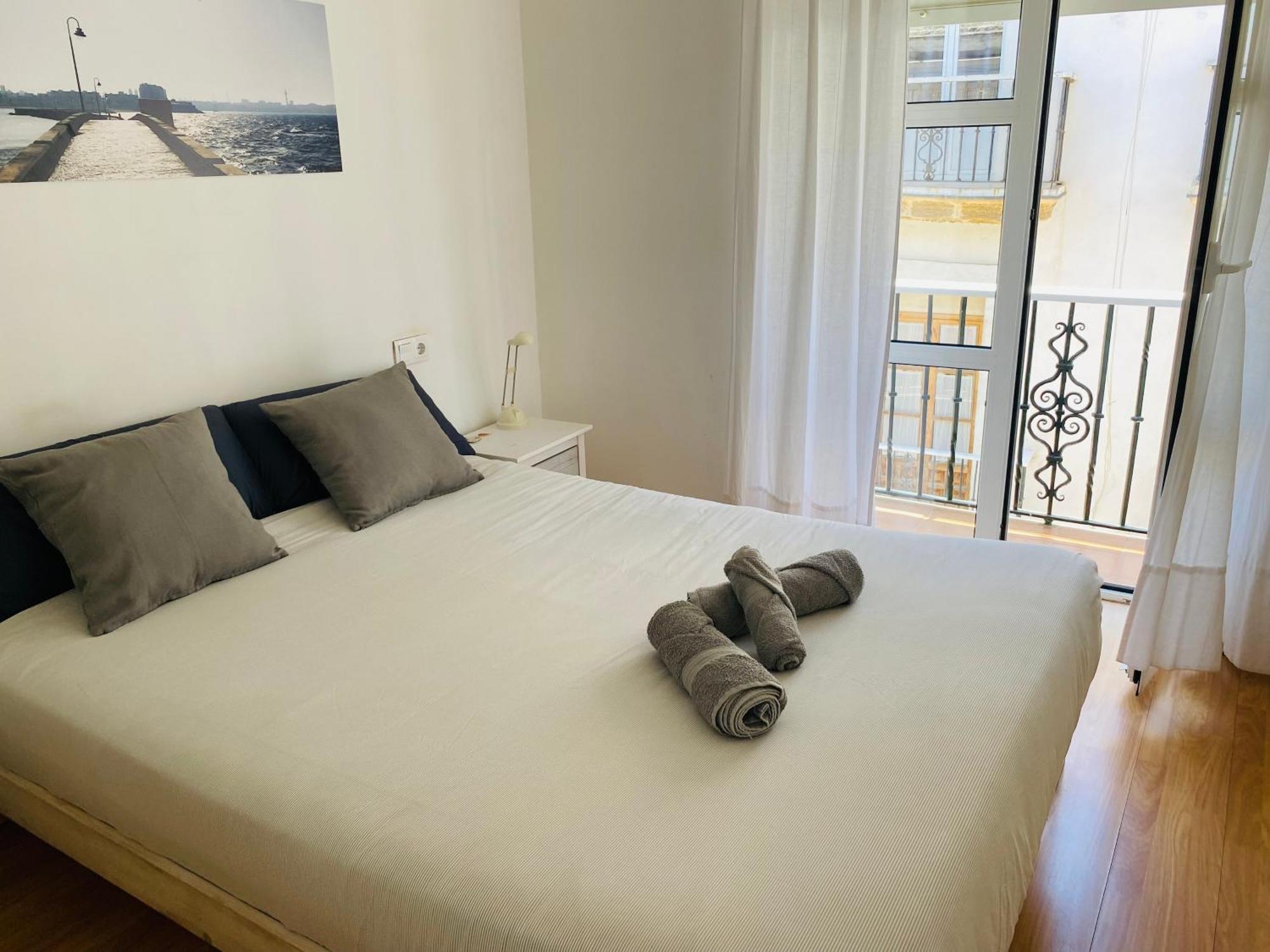 Atico Cadiz Centro Apartment ภายนอก รูปภาพ